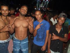 Oktober 10 Anos